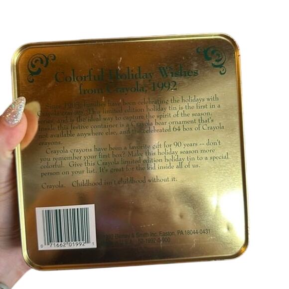 Vintage 1992 Crayola Collectible Holiday Tin W/ Original Crayons - Picture 2 of 5